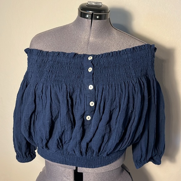 Free People Dancing Till Dawn Off Shoulder Blouse Navy Blue Size Small Buttons - Picture 3 of 5